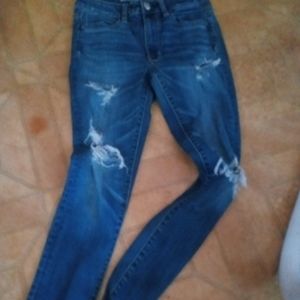 AEO hi rise super stretch distressed jegging